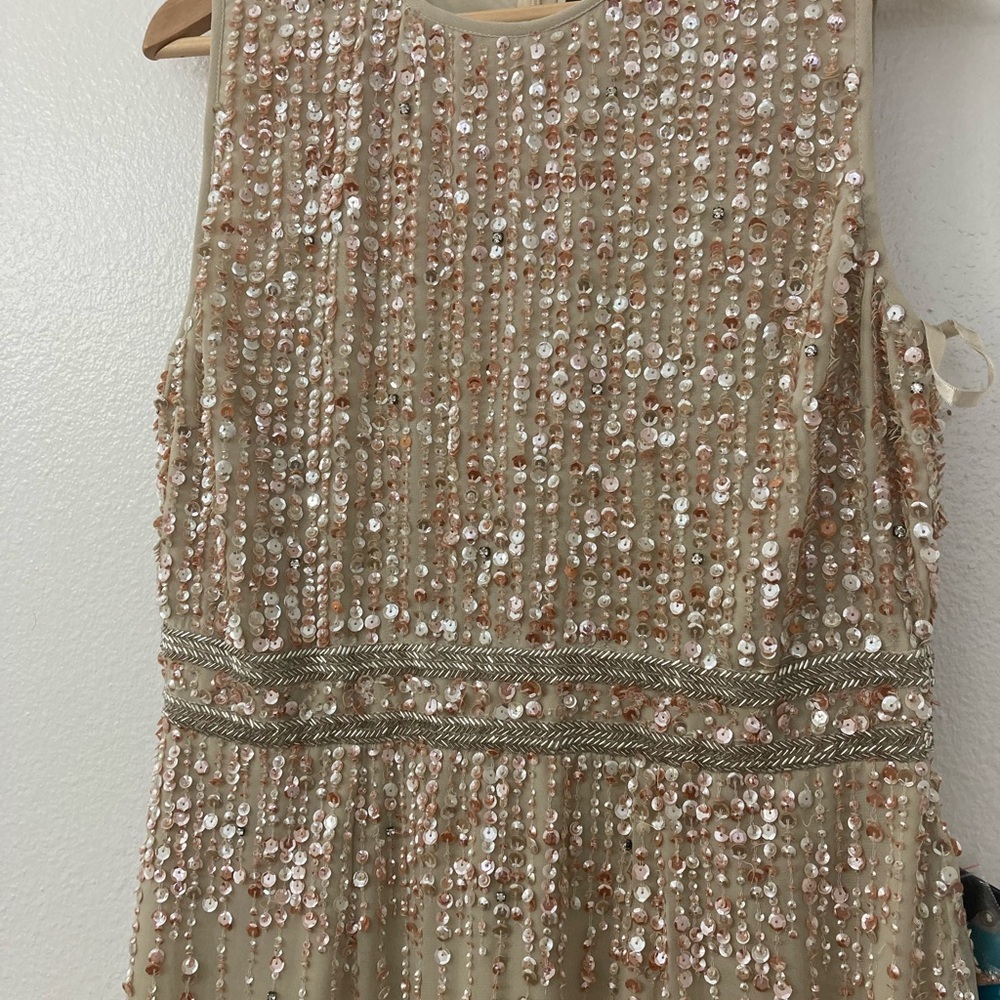 NWT Mac Duggal 93604 Sequin Sleeveless Evening Gown in Gold Size 10 - Picture 10 of 11